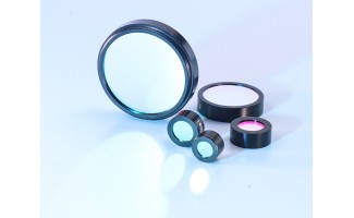 670nm CWL, 10mm Diameter, 10nm FWHM, OD 4 Narrow Bandpass Filter